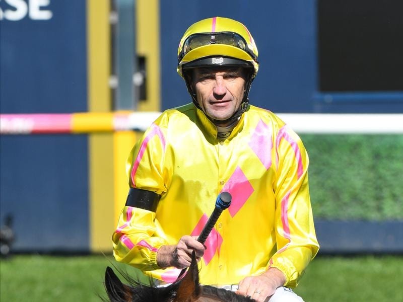 Dunn Pays Respects To Apprentice Claridge