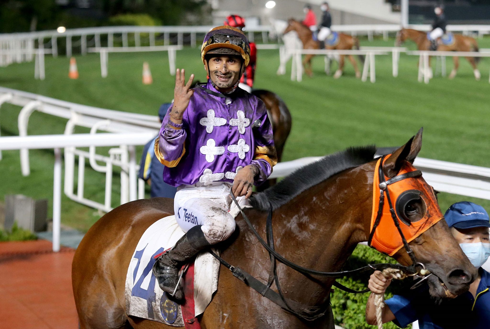 Teetan bags three at Sha Tin as ‘closers’ dominate