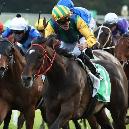 Ceolwulf storms home late to claim Group 1 King Charles III Stakes
