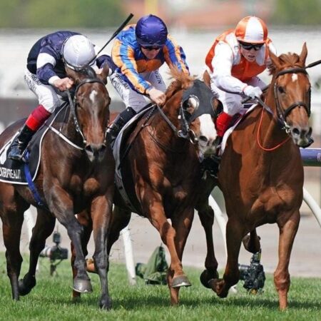 Frankie Dettori banned after Cup protest