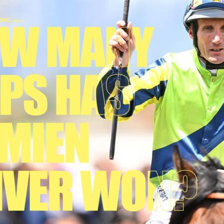 How many Melbourne Cups has Damien Oliver won?