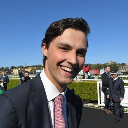 Star Freedman pair heading off for spells