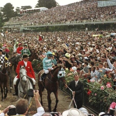 Cup-winning jockey John Marshall dies